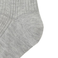 ふくふくにゃんこ メロウ刺繍クルーソックス