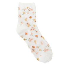 ふくふくにゃんこ 花柄刺繍クルーソックス