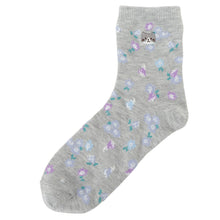 ふくふくにゃんこ 花柄刺繍クルーソックス