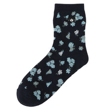 ふくふくにゃんこ 花柄刺繍クルーソックス