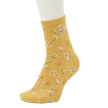 ふくふくにゃんこ 花柄刺繍クルーソックス