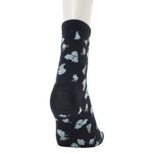 ふくふくにゃんこ 花柄刺繍クルーソックス