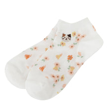 ふくふくにゃんこ 花柄刺繍ショートソックス