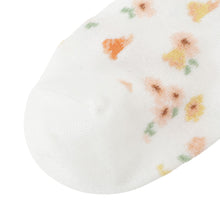 ふくふくにゃんこ 花柄刺繍ショートソックス