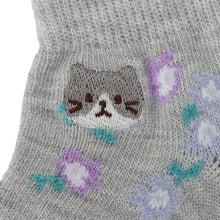 ふくふくにゃんこ 花柄刺繍ショートソックス