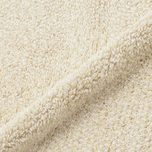 ふくふくにゃんこ  ごろにゃんタオルチーフ