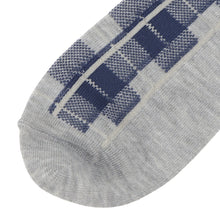 ふくふくにゃんこ チェック刺繍クルーソックス