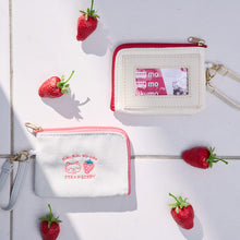 ふくふくにゃんこ いちごリール付きパスケース
