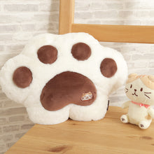 ふくふくにゃんこ スコア肉球クッション