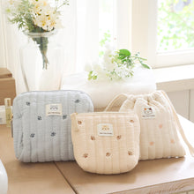 ふくふくにゃんこ コットン巾着ポーチ