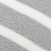 ふくふくにゃんこ ボーダー刺繍モールソックス