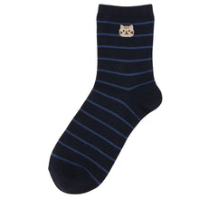 ふくふくにゃんこ 細ボーダー刺繍クルーソックス