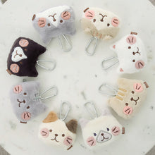 ふくふくにゃんこ ほっぺフェイスポーチ