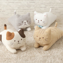 ふくふくにゃんこ ぽわぽわねそべりクッション