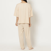 ふくふくにゃんこ きごこちリラフワ パジャマ