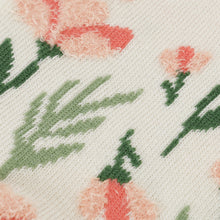 ふくふくにゃんこ  花柄刺繍ショートソックス