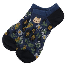 ふくふくにゃんこ  花柄刺繍ショートソックス