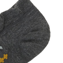 ふくふくにゃんこ  花柄刺繍ショートソックス