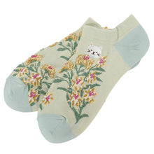 ふくふくにゃんこ  花柄刺繍ショートソックス