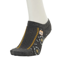 ふくふくにゃんこ  花柄刺繍ショートソックス