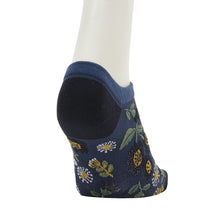 ふくふくにゃんこ  花柄刺繍ショートソックス