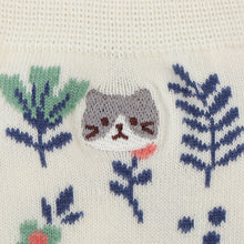 ふくふくにゃんこ 花柄刺繍クルーソックス