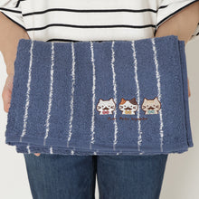 ふくふくにゃんこ ひげにゃんこバスタオル