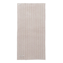 ふくふくにゃんこ ひげにゃんこバスタオル