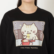 ふくふくにゃんこ バズTシャツ【WEB限定】