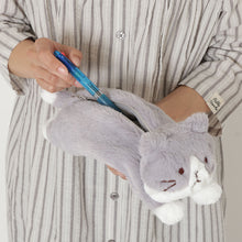 ふくふくにゃんこ ぬいぐるみペンポーチ(ハッチ・しろたまちゃん)