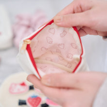 ふくふくにゃんこ いちごティッシュポーチ