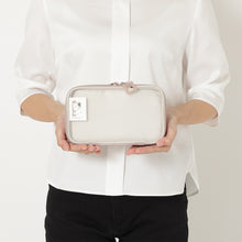 ふくふくにゃんこ ひょっこりメッシュ ガジェットポーチ 二層式収納