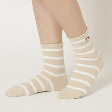ふくふくにゃんこ ボーダー刺繍モールソックス