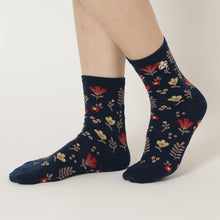 ふくふくにゃんこ 花柄刺繍クルーソックス