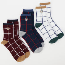 ふくふくにゃんこ ゆるまど刺繍クルーソックス