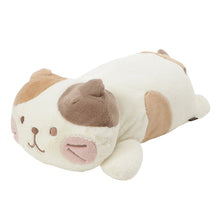 ふくふくにゃんこ まんまるほっぺ寝そべりクッション 【WEB限定】【海外向け商品】