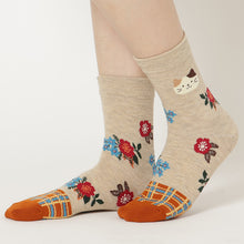 ふくふくにゃんこ 花柄クルーソックス