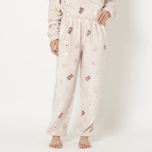 ふくふくにゃんこ フランネル被りパジャマ