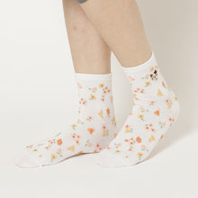 ふくふくにゃんこ 花柄刺繍クルーソックス