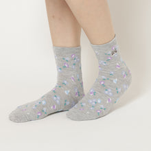 ふくふくにゃんこ 花柄刺繍クルーソックス