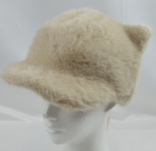 しっぽ付き猫耳ファーキャップ