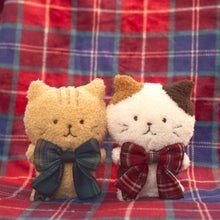 ふくふくにゃんこ タータンリボンおすわりマスコット