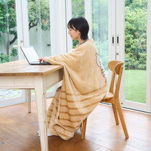 ふくふくにゃんこ 着るにゃんケット