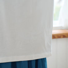 ふくふくにゃんこ 異世界転生 Tシャツ【WEB限定】