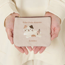 ふくふくにゃんこ KITTEN刺繍ティッシュポーチ