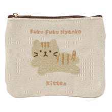 ふくふくにゃんこ KITTEN刺繍ティッシュポーチ
