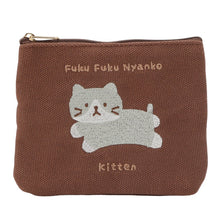 ふくふくにゃんこ KITTEN刺繍ティッシュポーチ