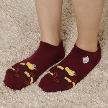 ふくふくにゃんこ 花柄スニーカーソックス