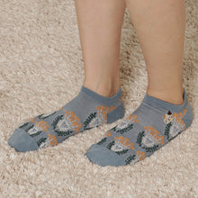 ふくふくにゃんこ 花柄スニーカーソックス