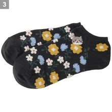 ふくふくにゃんこ 花柄スニーカーソックス